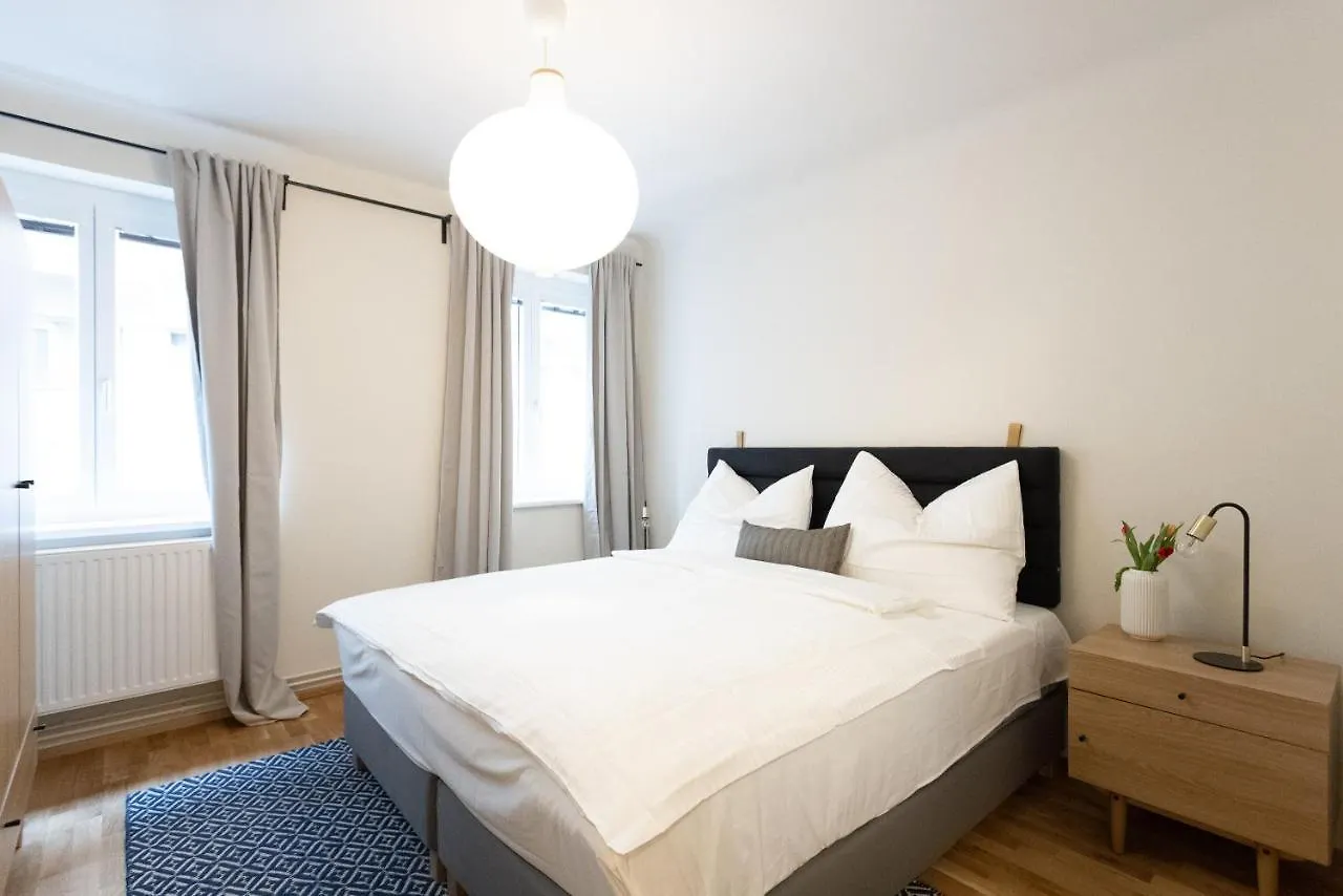 Chic 1-Bed Apt By Canal Walk To Historic Centre Vienna Austria